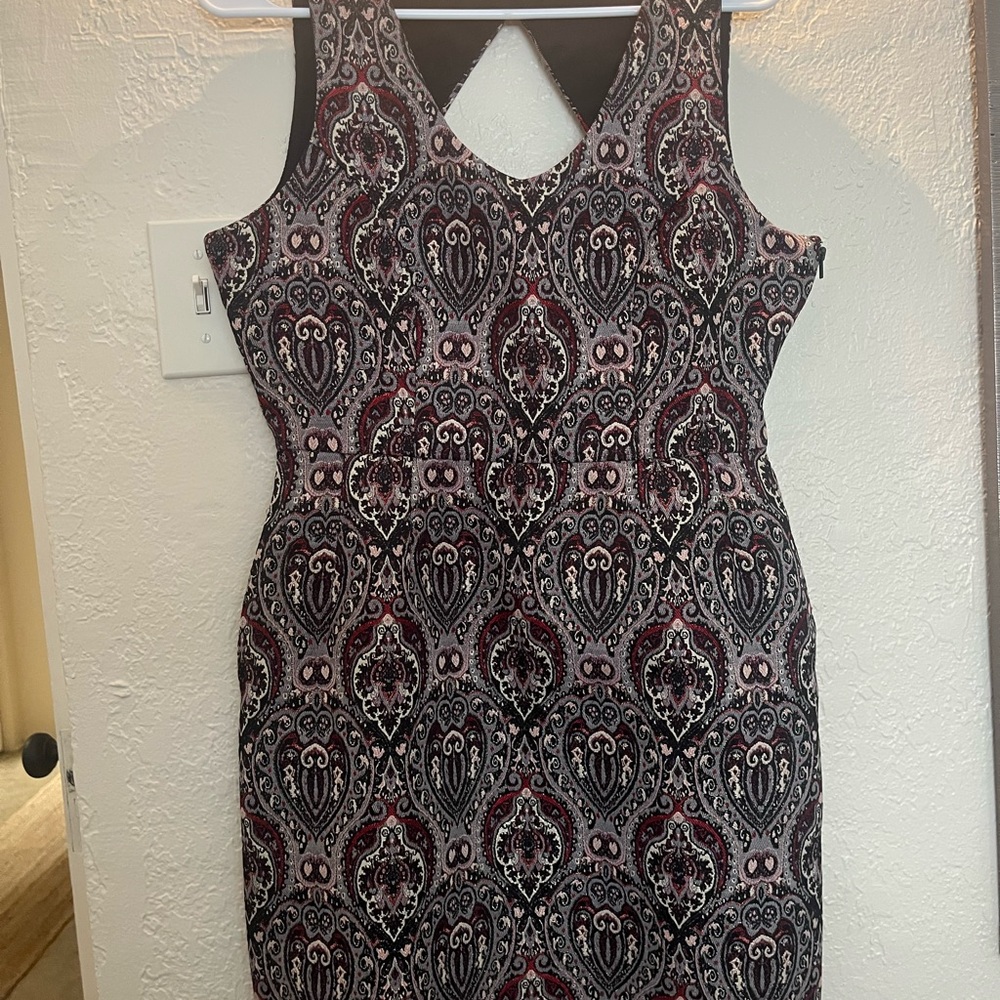 Elegant Paisley Print Dress